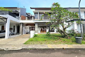 Rumah 2 Lantai Hadap Timur Siap Huni Di Sektor 9 Bintaro