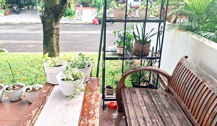 Rumah Siap Huni Semi Furnished Dalam Cluster Rapih Di Graha Raya Rumah Siap Huni Semi Furnished Dalam Cluster Rapih Di Graha Raya