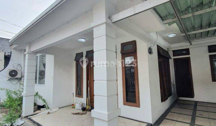 Murah Rumah Sudah Renovasi Kamar 4 Dekat Pim Jaksel 2