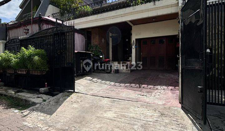 Dijual Rumah Bagus Luas 2 Lantai Semi Furnished di Lebak Bulus 1