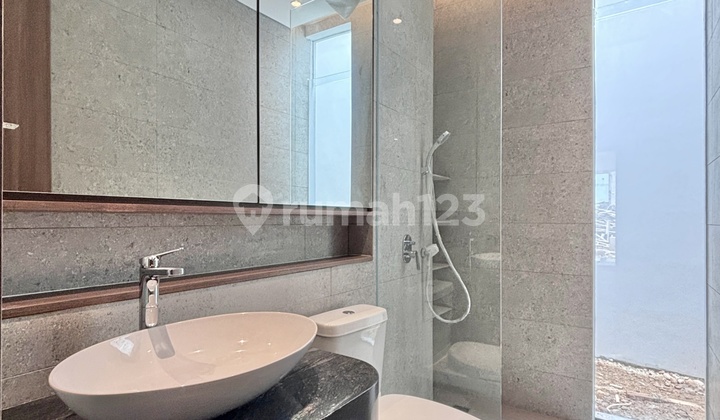 Dijual Rumah Brand New Desain Modern Townhouse di Kemang 2