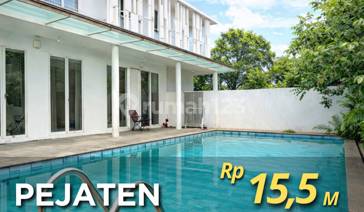 Rumah Dalam Townhouse Sangat Terawat Siap Huni Lingkungan Asri di Pejaten