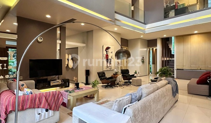 Rumah Desain Modern Tropical Terawat & Siap Huni di Cilandak Lokasi Strategis Dekat Tol & Citos