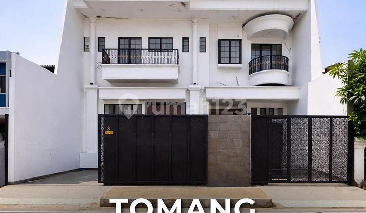 Rumah Brand New Mewah Desain American Modern Siap Huni Row Jalan Lebar di Tomang Jakarta Barat