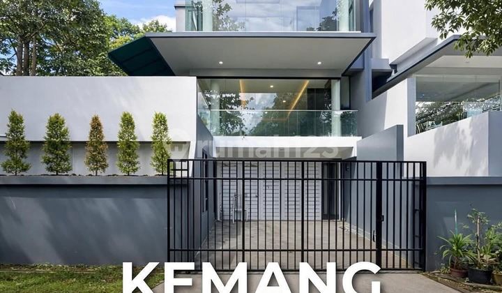 Rumah Mewah Brand New Posisi Hoek Desain Modern Glass House Semi Furnished Ada Pool Siap Huni di Kemang Jakarta Selatan