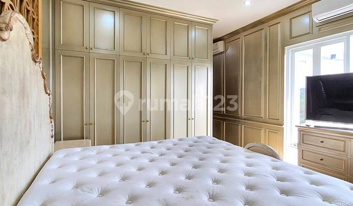 Rumah Mewah Bagus dalam Townhouse Desain Modern Tropis Siap Huni di Kemang 2