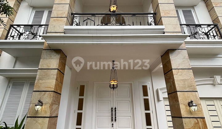 Rumah Mewah Terawat & Siap Huni Lokasi Strategis di Lebak Bulus