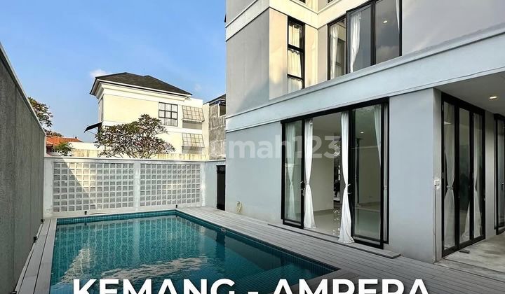 Rumah Bagus Terawat Dalam Townhouse Exclusive Desain Modern Colonial di Kemang Jakarta Selatan