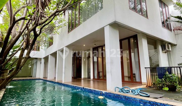 For Rent Rumah Modern Tropis Bangunan Terawat Siap Huni Ada Pirvate Pool Lokasi Strategis di Cipete 2