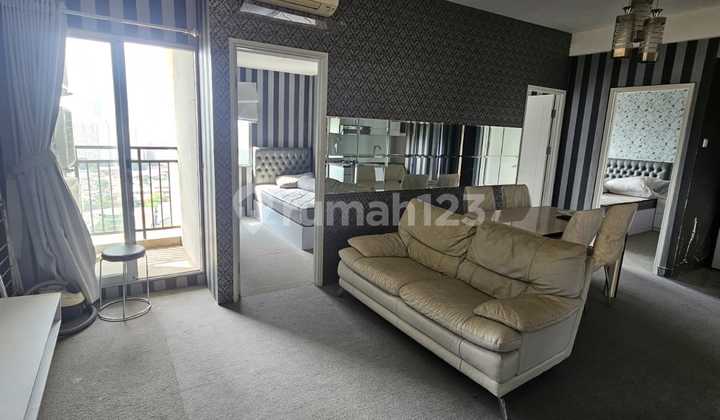 Apartemen, di Kelapa Gading,