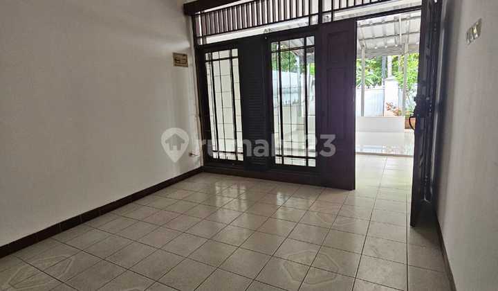Can KPR, House, 2 Floors, SHM, in Kayu Putih, 2