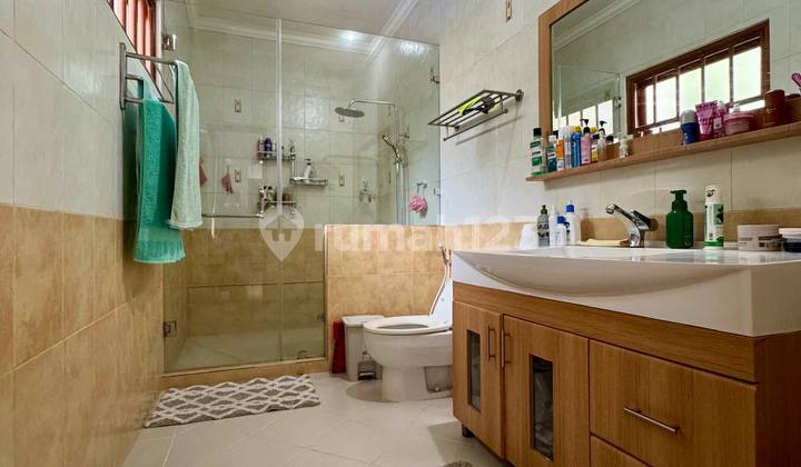 DIJUAL RUMAH 2 LANTAI MODERN CLASSIC AMPERA JAKARTA SELATAN. 2