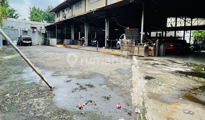 Kavling Tanah Pinggir Jalan Raya Pramuka Cocok Buat Bangun Gedung Perkantoran Atau Perhotelan 2