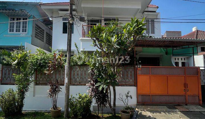 For Sale Rumah Lama Terawat siap huni haga miring di Cinere  1