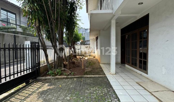 Old House Suitable for Business Residence in Fatmawati Cilandak 2