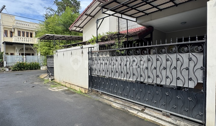 Rumah 2 Lantai Siap Huni Dalam Komplek di Rempoa Jaksel 2