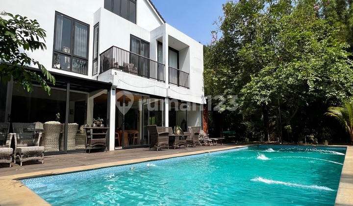 Rumah Design Tropical Halaman Luas Dalam Komplek Rumah Design Tropical Halaman Luas Dalam Komplek