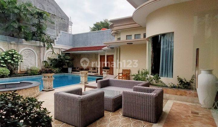 Rumah Mewah Mediterania Papandayan Include Kolam Renang Pribadi 2