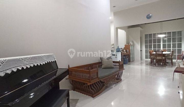 Rumah Mewah Exclusive Graha Estetika Dekat Undip 2