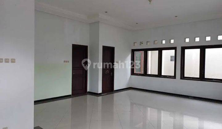 Rumah Mewah Tengah Kota Jl Kelengan Siap Huni 2