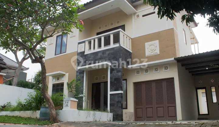 Rumah mewah 2 lantai beranda bali BSB city 1