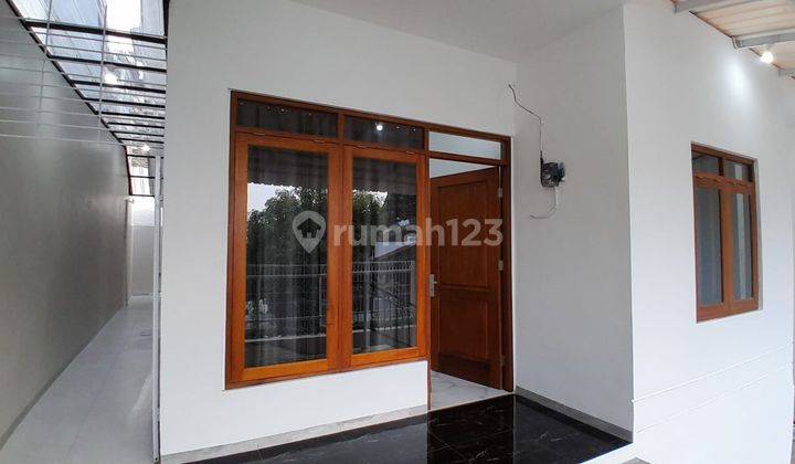 Rumah Cantik Villa Aster Srondol Banyumanik Siap Huni 2