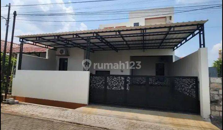 Rumah 2lt Candi Penataran Manyaran Siap Huni 1