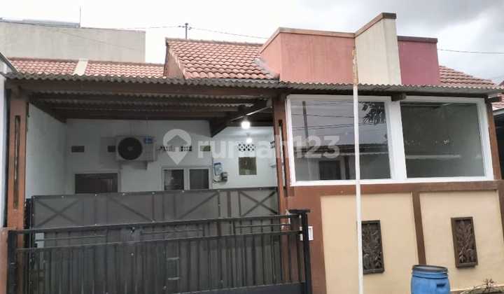 Cheap house on Jl Sugirwo Krapyak near GRAHA PADMA and the toll road Cheap house on Jl Sugirwo Krapyak near GRAHA PADMA and the toll road