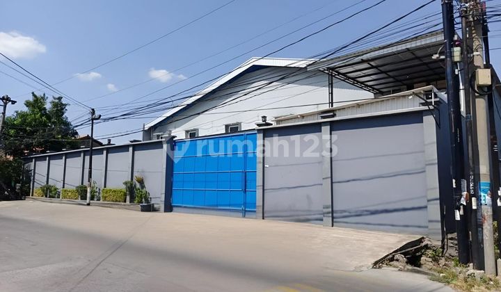 Gudang Siap Pakai Jl Woltermonginsidi Pedurungan 1