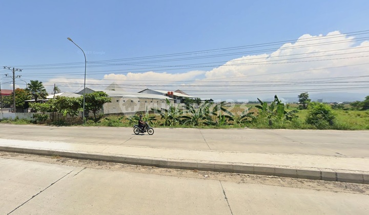 Large 8715m2 strategic land on Kendal Pantura Road. Large 8715m2 strategic land on Kendal Pantura Road.