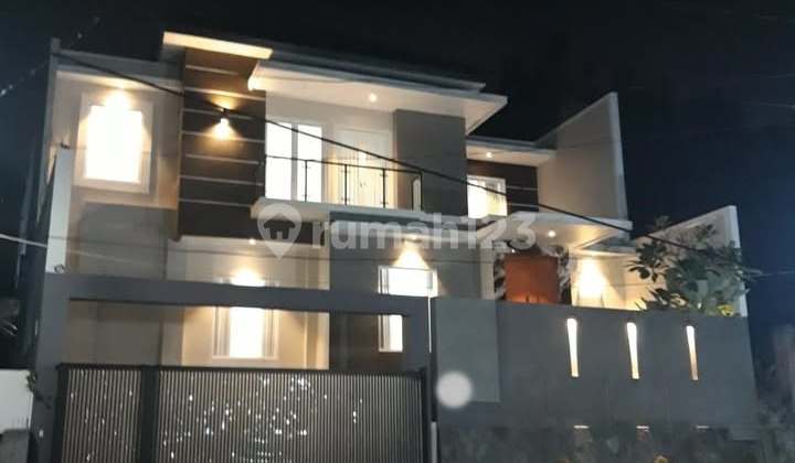 Rumah Mewah Jl Borobudur Manyaran Semarang Barat 2