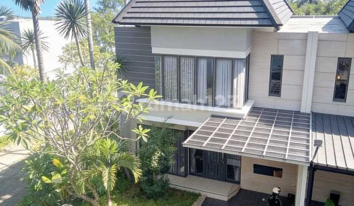 Here is the translation:
Luxury House at The Amaya Resort Near Ungaran Toll Road 2