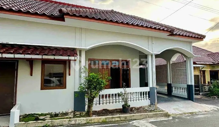 Rumah Bagus Ngesrep Barat Srondol Banyumanik 2