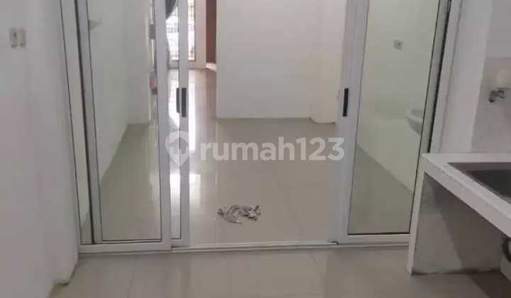 Minimalist House Ready to Occupy Candi Penataran Manyaran 2