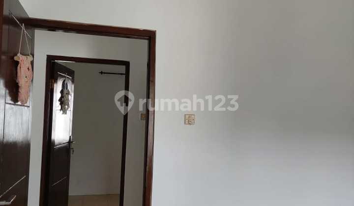 Affordable Minimalist House in Jangli Tamtama, Move-In Ready. 2