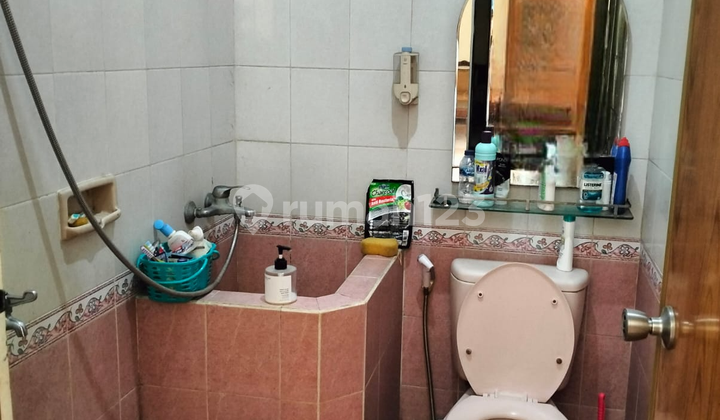 Rumah Mewah Strategis Durian Banyumanik Siap Huni 2