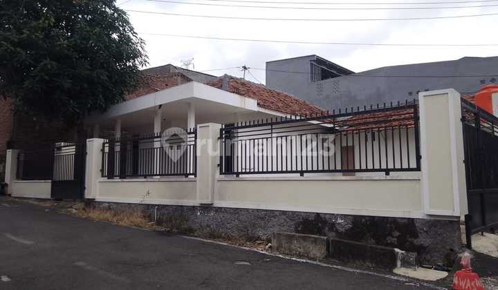 Rumah Bagus Hook 189M2 Srikaton Ngaliyan 1
