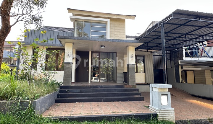 RUmah minimalis hook graha taman pelangi BSB 1