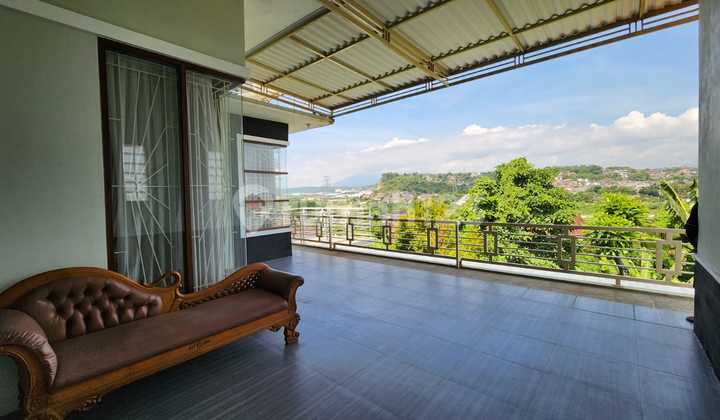 Mewah Full Furnished Rumah Bpi Ngaliyan Bebas Banjir 2