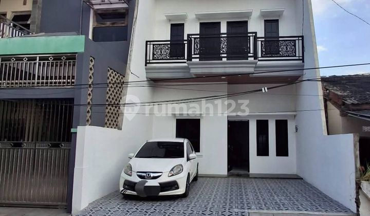 Modern 2-Story Residence at Sapta Prasetya, Pedurungan, Ready to Occupy 1