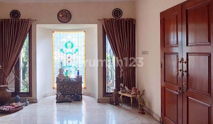 Rumah 2 Lantai Sudah Renovasi di Pondok Indah