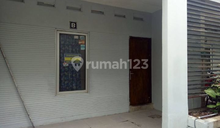 Rumah kontrakan 2 pintu di Jagakarsa 