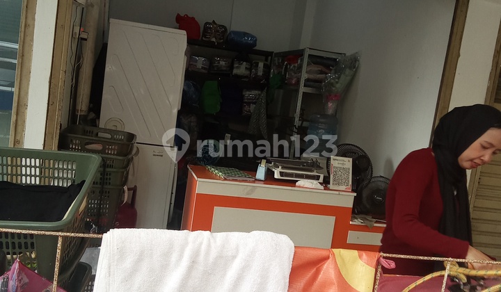 Kios di Kalibata City