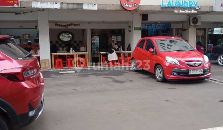 Kios di Kalibata City