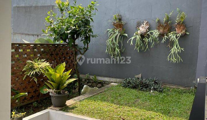 Rumah Baru Bergaya Townhouse Jalan Awiligar Raya Cukangkawung Dekat Cikutra Bandung  2