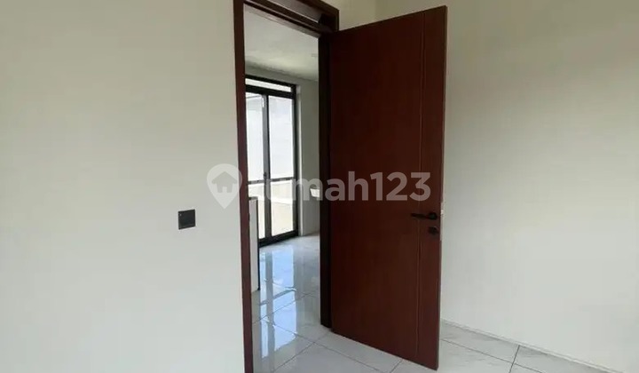 Dijual Cepat - Rumah Cantik di Purnawangi, Kota Baru Parahyangan 2