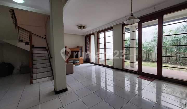 House in Kumala Garden Complex. Near Pasteur Toll Road.