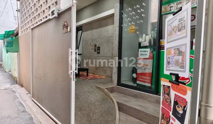 Dijual Rumah jalan Pelesiran Cihampelas Tamansari kota bandung 