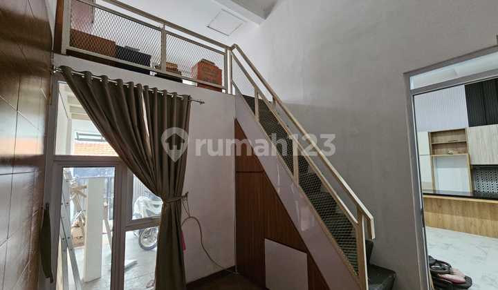 For Sale Minimalist Modern House in Pemda Padasuka Indah Complex, Central Cimahi. 2
