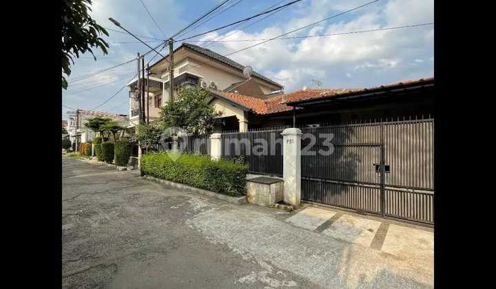 For Quick Sale, Spacious Well-Maintained House in Cijerah, Bandung, Negotiable Until Deal is Made.